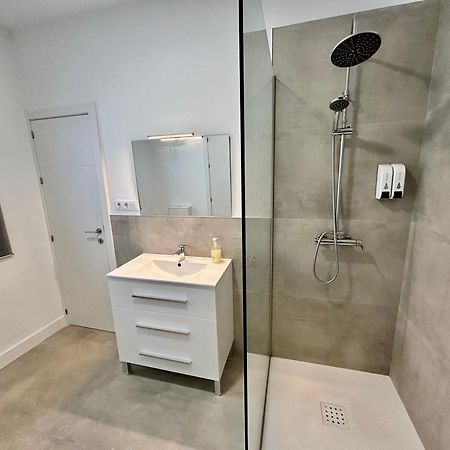 Acogedor Apt 6Pax 3Bdr 2Bth - Cozyhomesevilla5 Kültér fotó