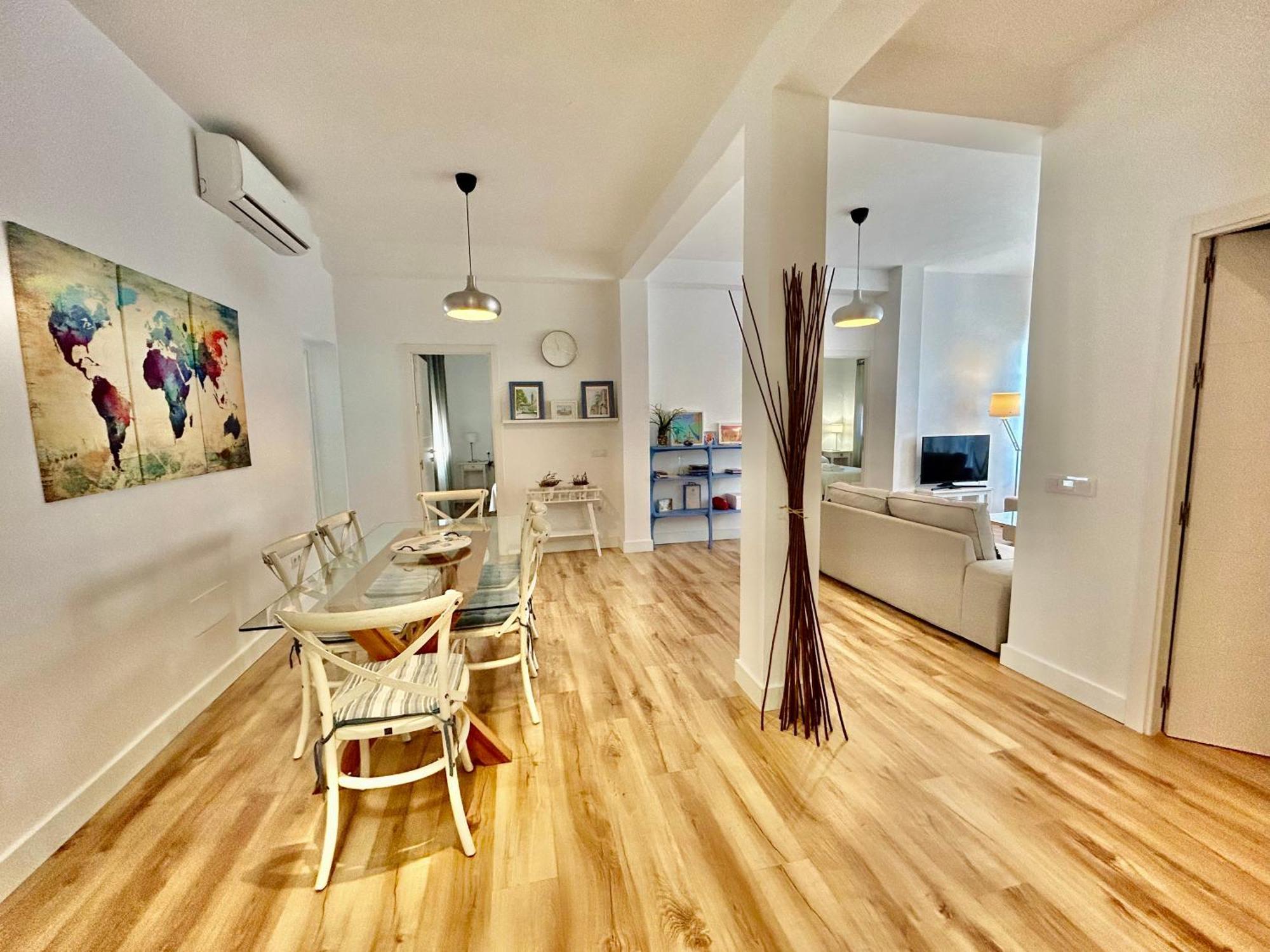 Acogedor Apt 6Pax 3Bdr 2Bth - Cozyhomesevilla5 Kültér fotó